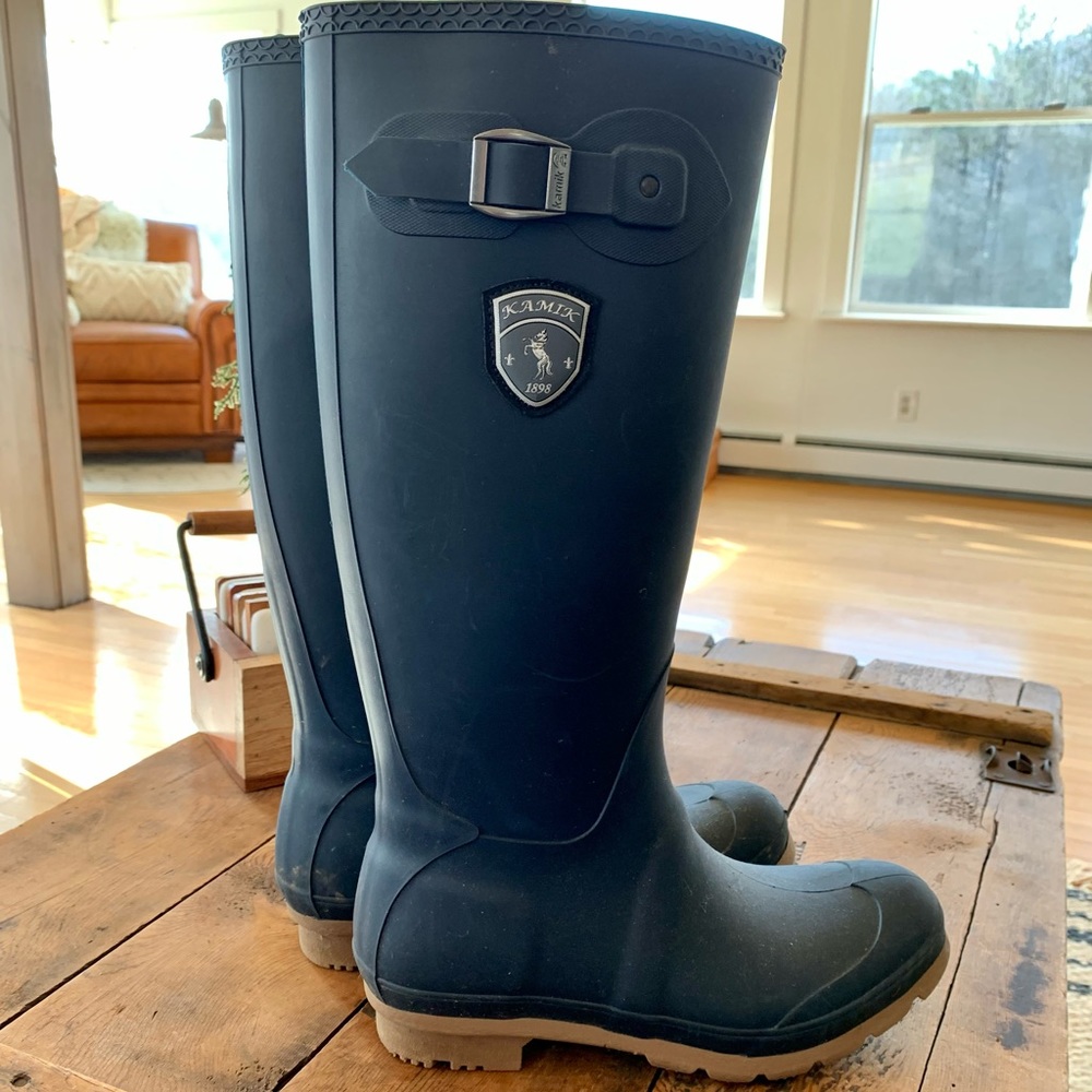 KAMIK JENNIFER RAIN BOOT Size 9 EUC Navy Blue